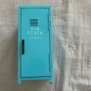 Mini Pinstack Locker